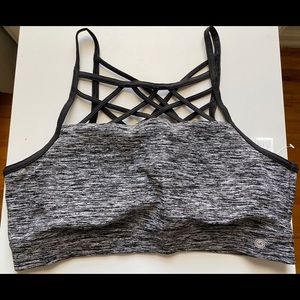 Hollister Cali Sports bra